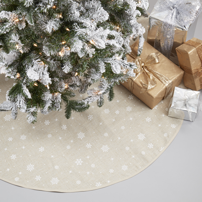 7352 Snowflake Tree Skirt